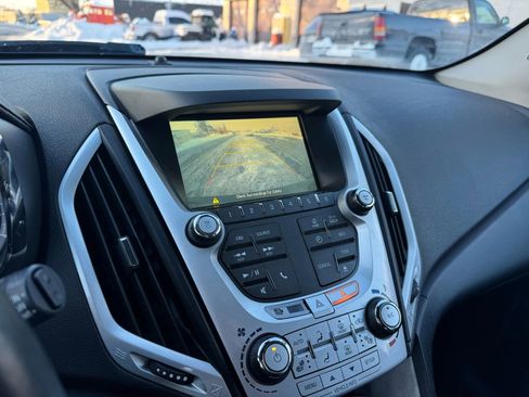 Used 2015 GMC Terrain SLE image 16