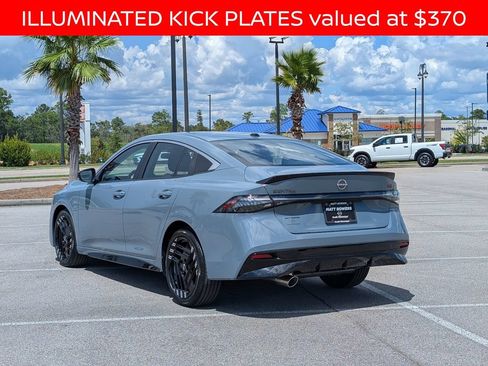 Certified 2026 Nissan Sentra SR w/ Floor Mat Package FWD image 3