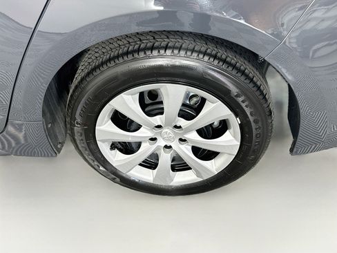 Used 2026 Toyota Corolla LE FWD image 11