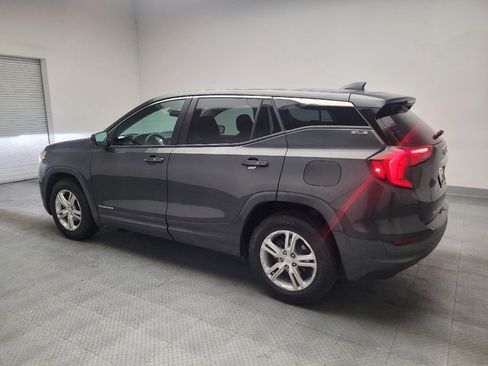 Used 2018 GMC Terrain SLE FWD image 3