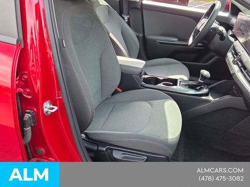 Used 2025 Kia K4 FWD image 15