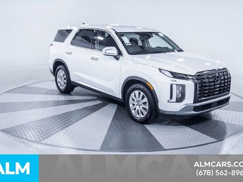 Used 2025 Hyundai Palisade SE FWD image 14
