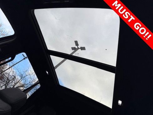 Used 2022 GMC Yukon Denali w/ Advanced Technology Package image 45