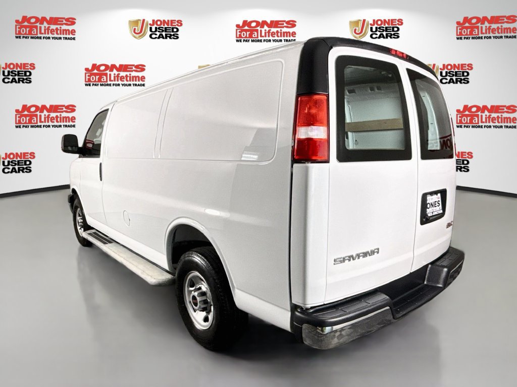 Used 2025 GMC Savana 2500 w/ Driver Convenience Package RWD image 2