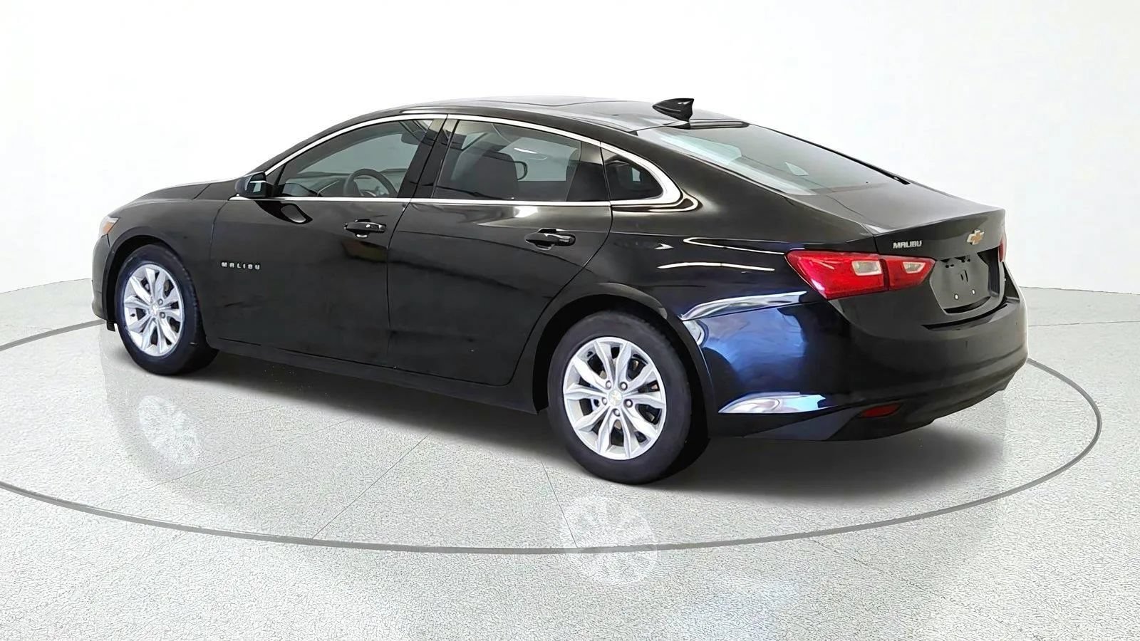 Used 2024 Chevrolet Malibu LT FWD image 6