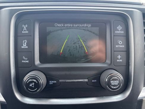 Used 2018 RAM 1500 Classic SLT image 18