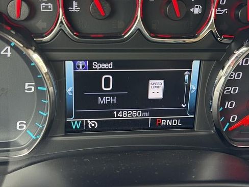 Used 2019 GMC Yukon XL SLT w/ Open Road Package AWD/4WD image 31