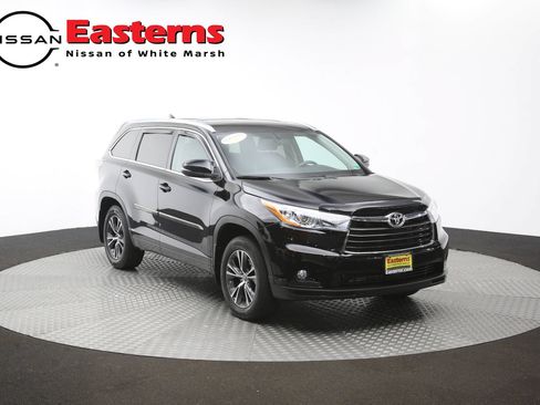 Used 2016 Toyota Highlander XLE AWD/4WD image 47