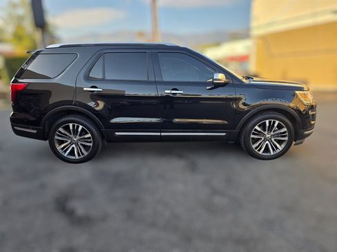 Used 2018 Ford Explorer Platinum AWD/4WD image 6