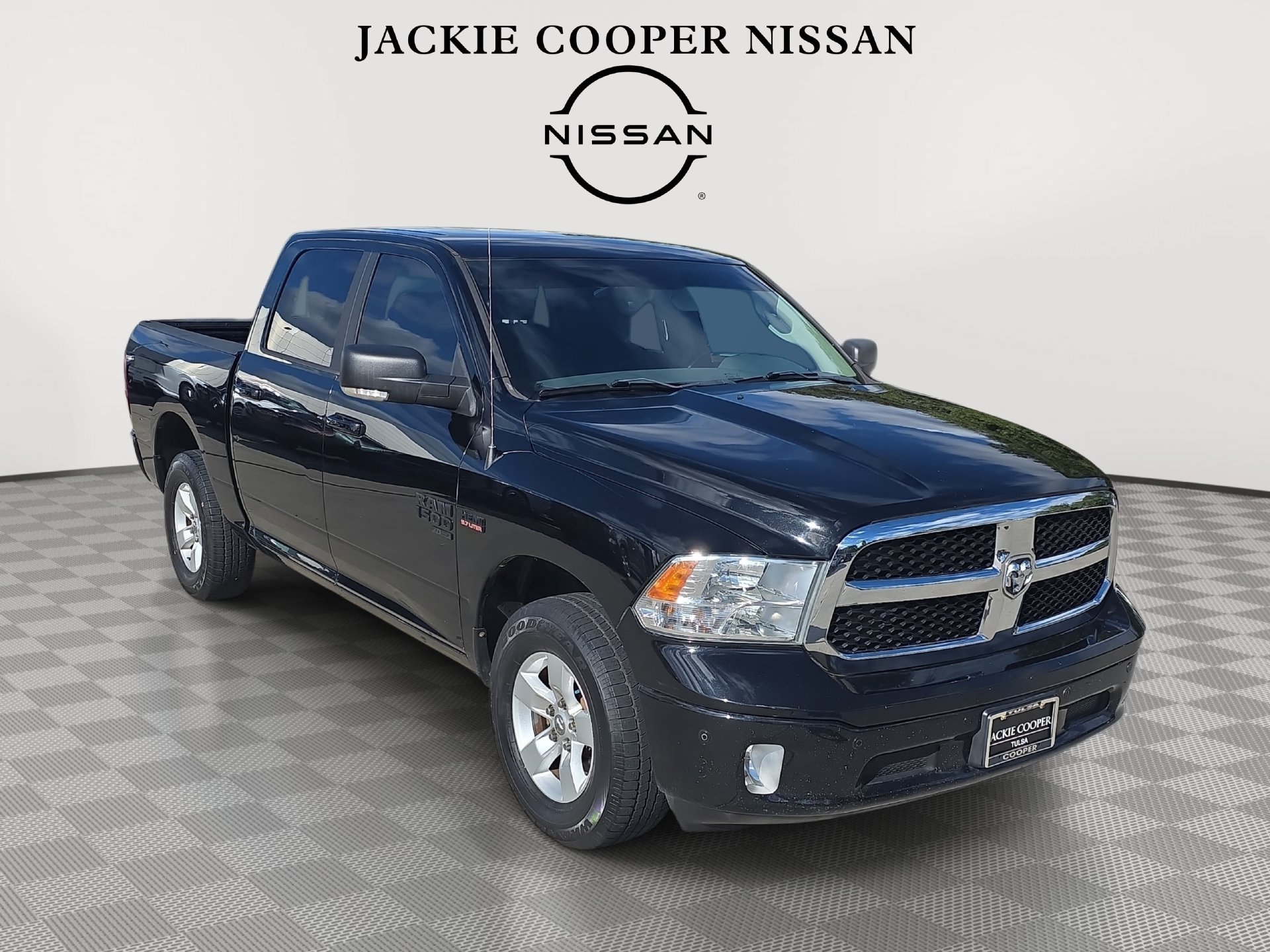 Used 2019 RAM 1500 Big Horn AWD/4WD image 3