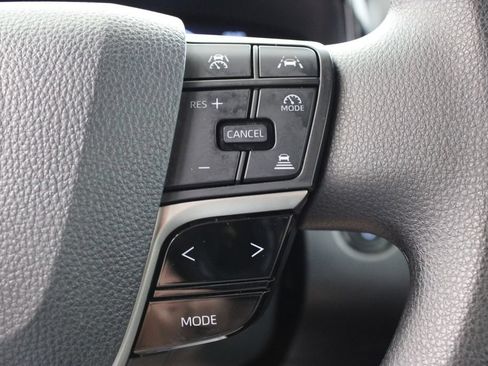 Used 2025 Toyota Camry LE FWD image 24
