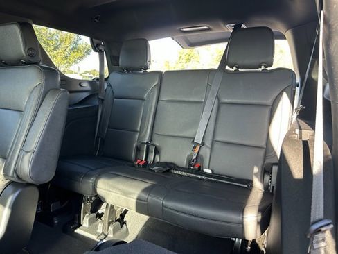 Used 2023 Chevrolet Tahoe LT image 16