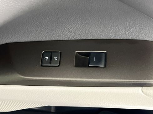 Used 2023 Toyota Camry SE image 31