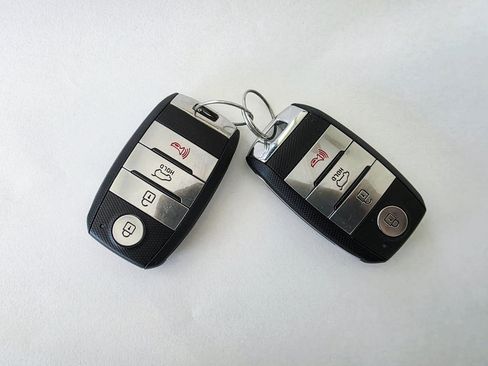 Used 2016 Kia Sportage SX AWD/4WD image 32