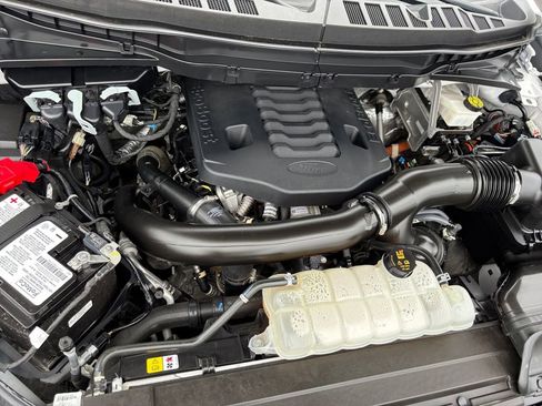 Used 2023 Ford F150 Lariat w/ Equipment Group 502A High AWD/4WD image 30