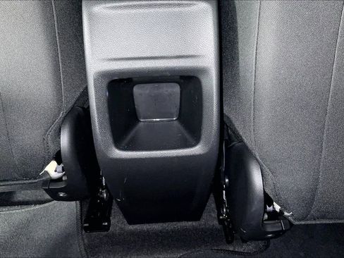 Used 2025 Chevrolet Trax RS w/ Driver Confidence Package FWD image 31