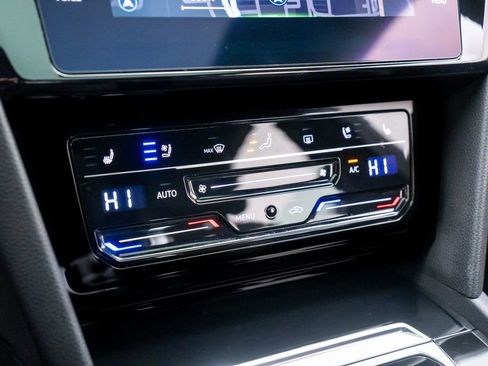 Used 2021 Volkswagen Arteon SEL Premium image 27