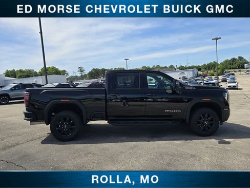 Used 2026 GMC Sierra 2500 AT4 AWD/4WD image 2