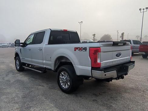 Used 2017 Ford F350 Lariat w/ Chrome Package image 6