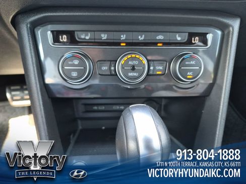 Used 2021 Volkswagen Tiguan SEL Premium R-Line w/ 3rd Row Seat Package AWD/4WD image 18