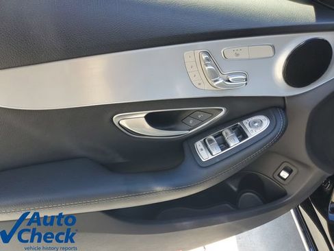 Used 2019 Mercedes-Benz C 300 Sedan image 18
