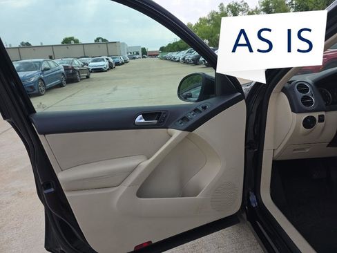 Used 2010 Volkswagen Tiguan Wolfsburg Edition AWD/4WD image 26
