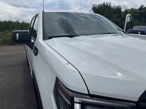 Certified 2026 GMC Sierra 1500 AT4X AWD/4WD image 37