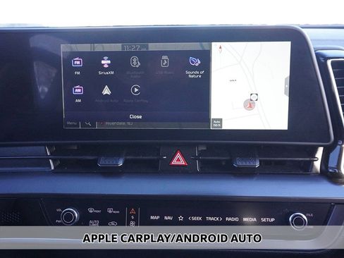 Used 2025 Kia Sportage EX image 8