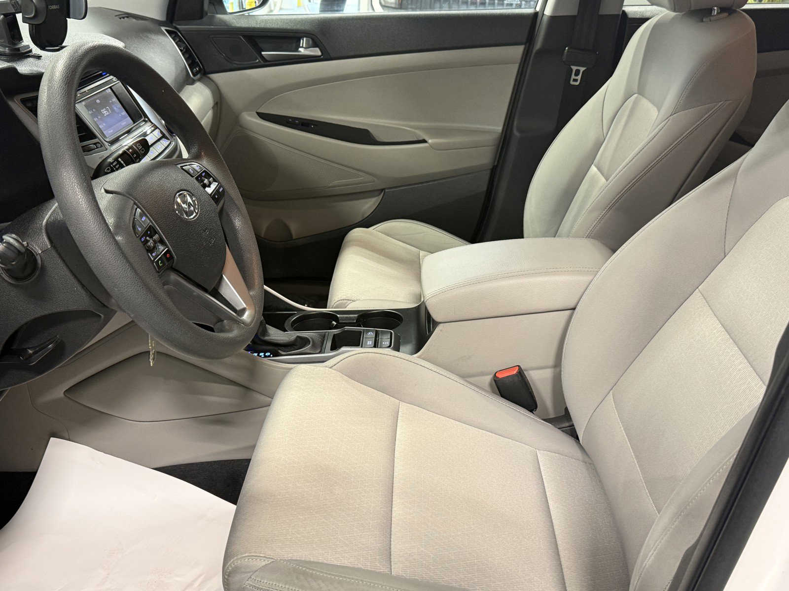 Used 2017 Hyundai Tucson SE w/ SE Popular Package 02 AWD/4WD image 25