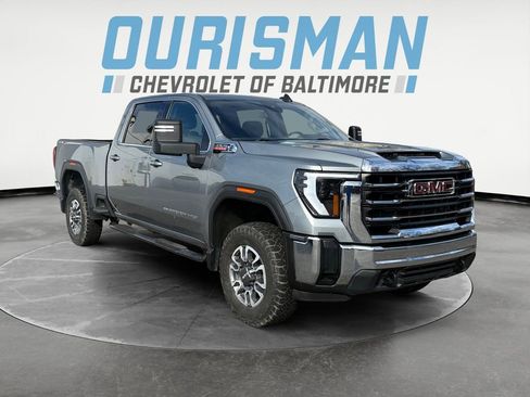 Used 2024 GMC Sierra 2500 SLE image 1