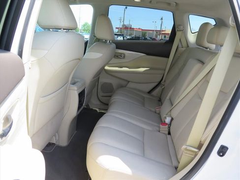Used 2017 Nissan Murano Platinum w/ Platinum Technology Package FWD image 16