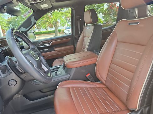 Used 2024 GMC Sierra 1500 Denali Ultimate AWD/4WD image 14