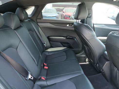 Used 2022 Kia K5 GT-Line FWD image 22
