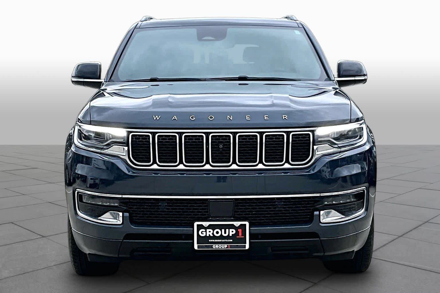 Used 2024 Jeep Wagoneer L 2WD w/ Premium Group I image 3