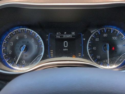 Used 2024 Chrysler Voyager LX FWD image 27