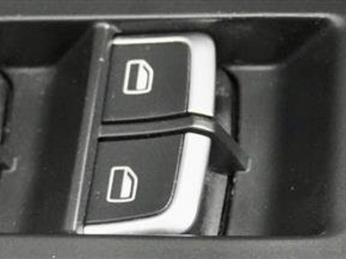 Used 2013 Audi A4 AWD/4WD image 34