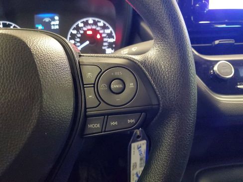 Used 2024 Toyota Corolla LE image 21