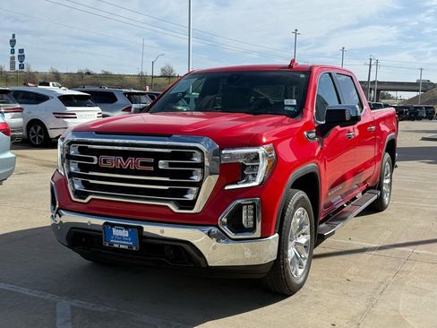Used 2021 GMC Sierra 1500 SLT image 1