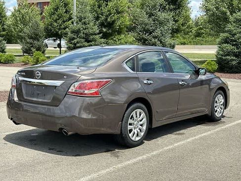 Used 2015 Nissan Altima 2.5 S w/ Power Driver Seat Package FWD image 22
