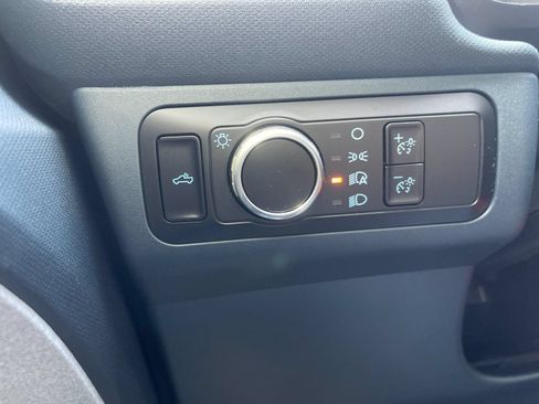 Used 2023 Ford Maverick XLT FWD image 28
