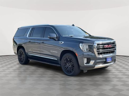 Used 2021 GMC Yukon XL SLT w/ SLT Premium Package AWD/4WD image 5
