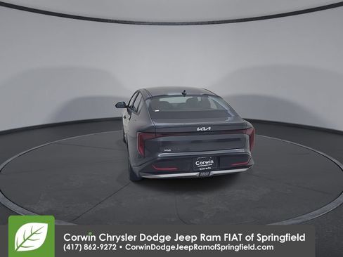 Used 2025 Kia K4 FWD image 12