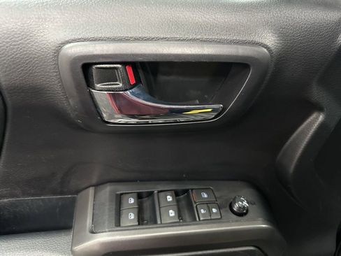 Used 2021 Toyota Tacoma TRD Pro AWD/4WD image 18