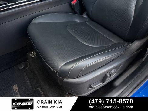 Certified 2025 Kia Sportage EX w/ Premium Package AWD/4WD image 24