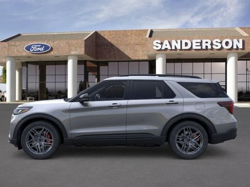 New 2026 Ford Explorer ST-Line w/ ST-Line Street Pack RWD image 4