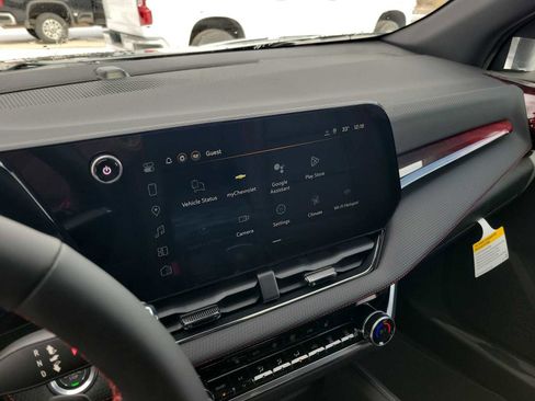 Used 2026 Chevrolet Equinox RS w/ Safety and Technology Package image 15