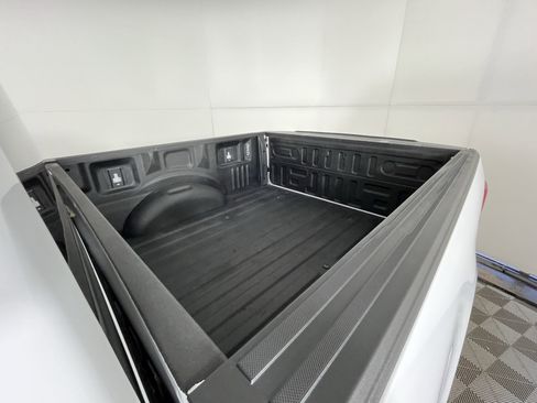 Used 2023 Ford F150 XLT w/ Equipment Group 302A High image 9