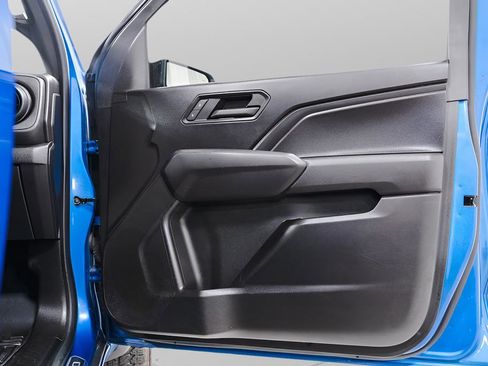 Used 2023 Chevrolet Colorado Trail Boss w/ LPO, Dark Essentials Package AWD/4WD image 31