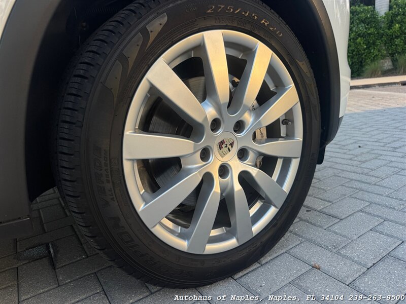 Used 2013 Porsche Cayenne S AWD/4WD image 21