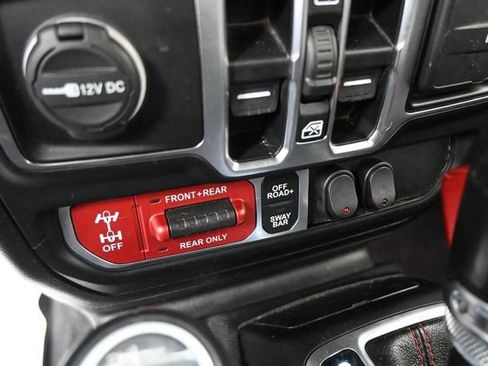 Used 2021 Jeep Wrangler Unlimited Rubicon AWD/4WD image 31